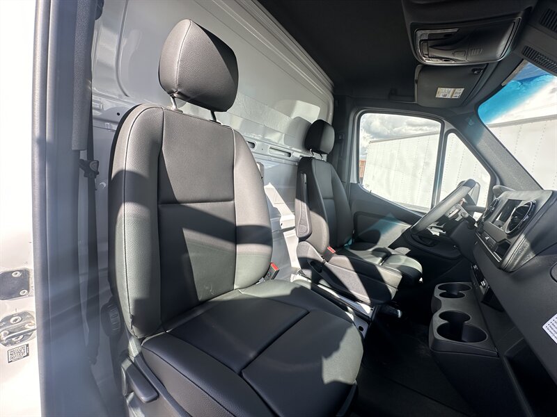2023 Mercedes-Benz Sprinter 3500XD W/ UTILITY BODY - Photo 14 - Phoenix, AZ 85034