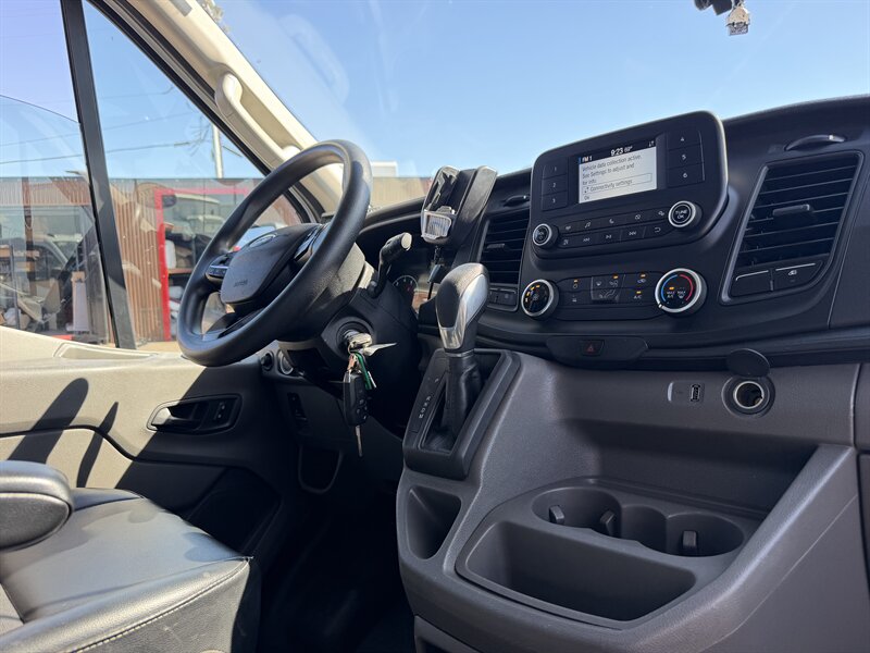 2022 Ford Transit 350 - 12 FT Refrigerated Truck - Photo 19 - Phoenix, AZ 85034