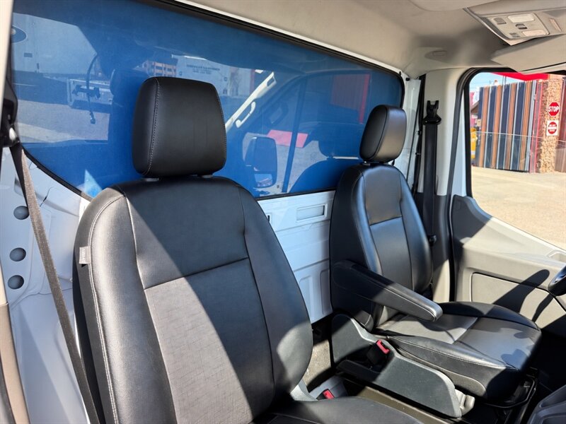 2022 Ford Transit 350 - 12 FT Refrigerated Truck - Photo 18 - Phoenix, AZ 85034