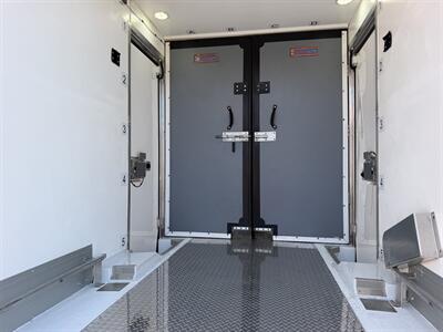 2022 Ford Transit 350 - 12 FT Refrigerated Truck - Photo 10 - Phoenix, AZ 85034