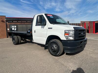 2022 Ford E-450 FLATBED TRUCK w/ NEW CM BED & TOOL BOXES   - Photo 2 - Phoenix, AZ 85034