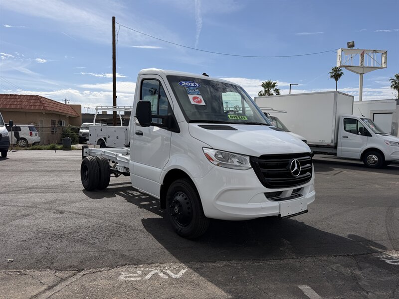 White 2023 Mercedes-Benz Sprinter Cab Chassis 3500XD 144 RWD Van Rear-Wheel Drive 9-Speed Automatic