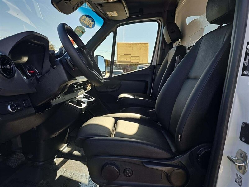 2023 Mercedes-Benz Sprinter 3500XD - Photo 5 - Phoenix, AZ 85034