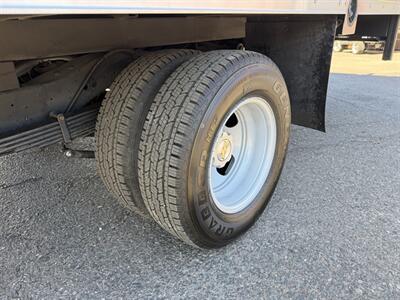 2024 Chevrolet Express 4500   - Photo 8 - Phoenix, AZ 85034