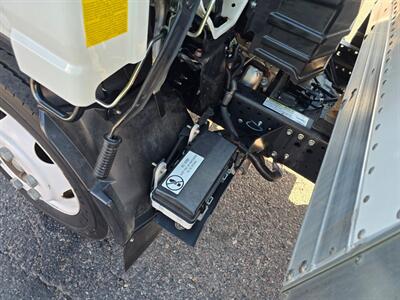 2024 Isuzu NPR HD W/ Liftgate and Side Door   - Photo 29 - Phoenix, AZ 85034