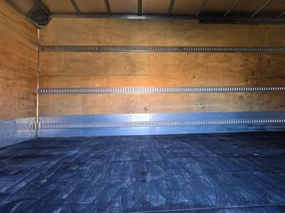 2024 Isuzu NPR HD W/ Liftgate and Side Door   - Photo 24 - Phoenix, AZ 85034