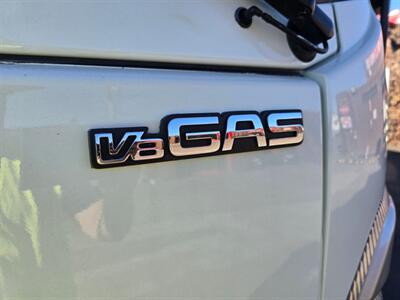 2024 Isuzu NPR HD W/ Liftgate and Side Door   - Photo 13 - Phoenix, AZ 85034