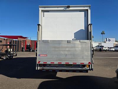 2024 Isuzu NPR HD W/ Liftgate and Side Door   - Photo 5 - Phoenix, AZ 85034