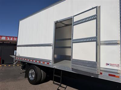 2024 Freightliner M2 106 - 21 FT Refrigerated Truck - Photo 13 - Phoenix, AZ 85034