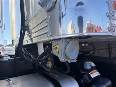 2024 Freightliner M2 106 - 21 FT Refrigerated Truck - Photo 14 - Phoenix, AZ 85034