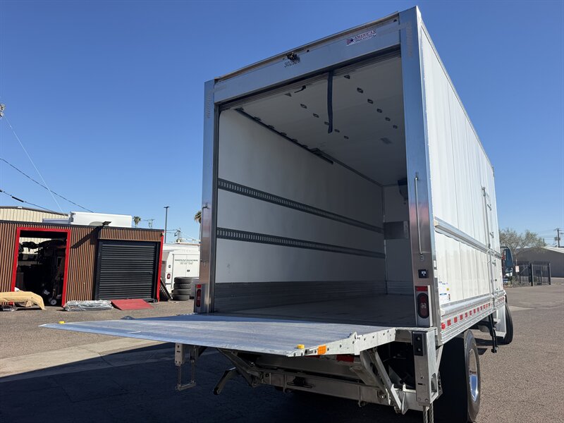 2024 Freightliner M2 106 - 21 FT Refrigerated Truck - Photo 10 - Phoenix, AZ 85034