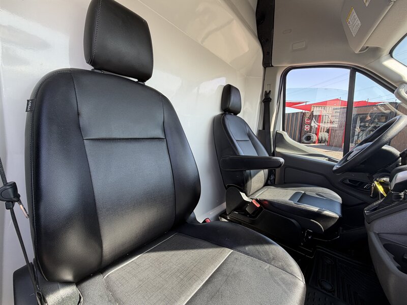2025 Ford Transit 250 High Roof Cargo Van - Photo 18 - Phoenix, AZ 85034