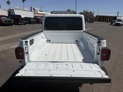2026 Jeep Gladiator Mojave   - Photo 10 - Phoenix, AZ 85034