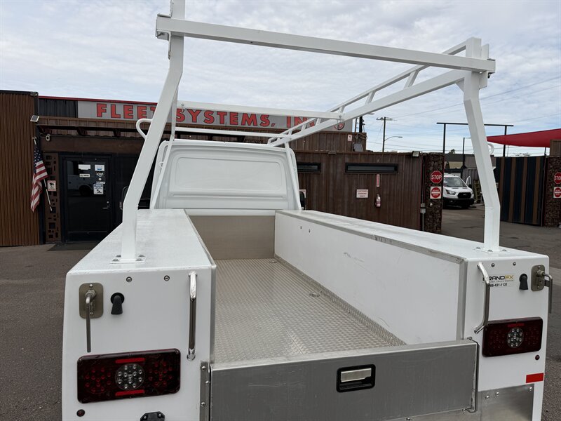 2023 Mercedes-Benz Sprinter 3500XD - Utility Bed - Photo 18 - Phoenix, AZ 85034