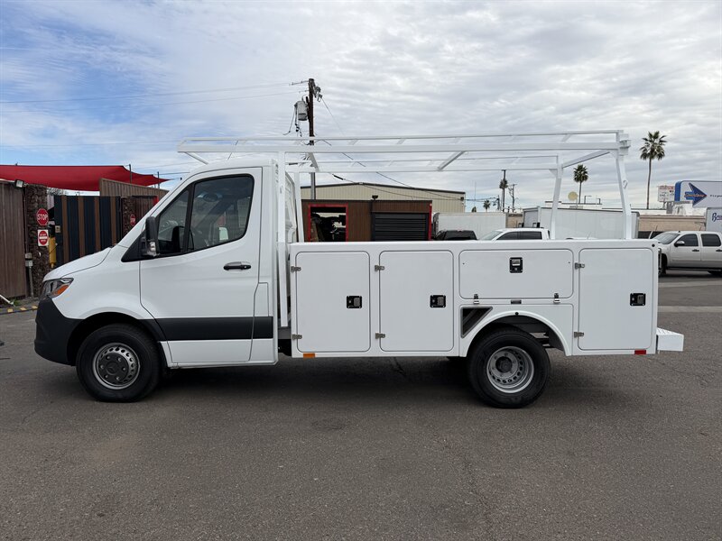 2023 Mercedes-Benz Sprinter 3500XD - Utility Bed - Photo 6 - Phoenix, AZ 85034