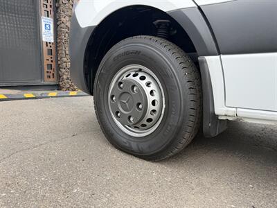 2023 Mercedes-Benz Sprinter 3500XD - Utility Bed - Photo 12 - Phoenix, AZ 85034