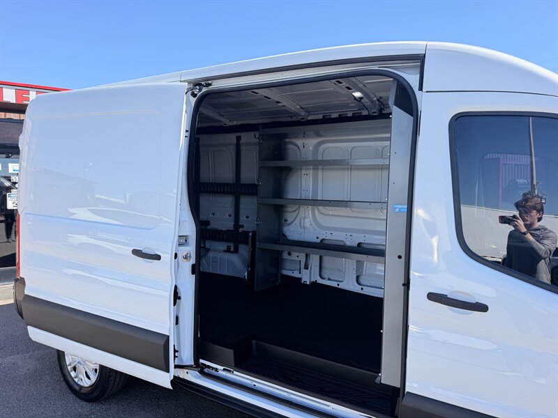 2023 Ford E-Transit 350 Cargo Van - Photo 7 - Phoenix, AZ 85034