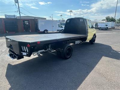 2022 Ford E-Series Chassis FLATBED   - Photo 2 - Phoenix, AZ 85034
