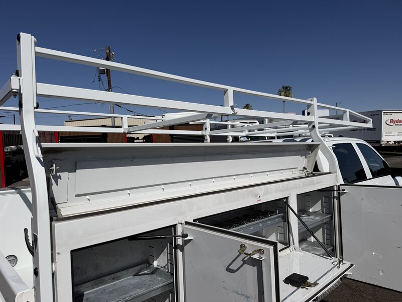 2023 RAM 2500 Tradesman - Service Body - Photo 9 - Phoenix, AZ 85034
