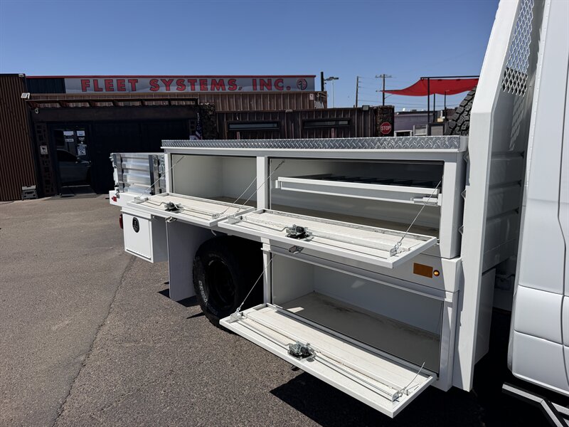 2023 Mercedes-Benz Sprinter 3500XD - AWD Contractor Truck - Photo 10 - Phoenix, AZ 85034