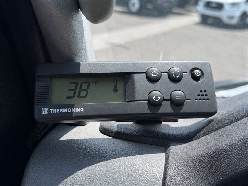 2023 Ford E-350 SD Refrigerated Truck - Photo 15 - Phoenix, AZ 85034