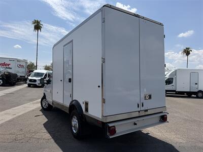2023 Ford E-350 SD Refrigerated Truck - Photo 5 - Phoenix, AZ 85034