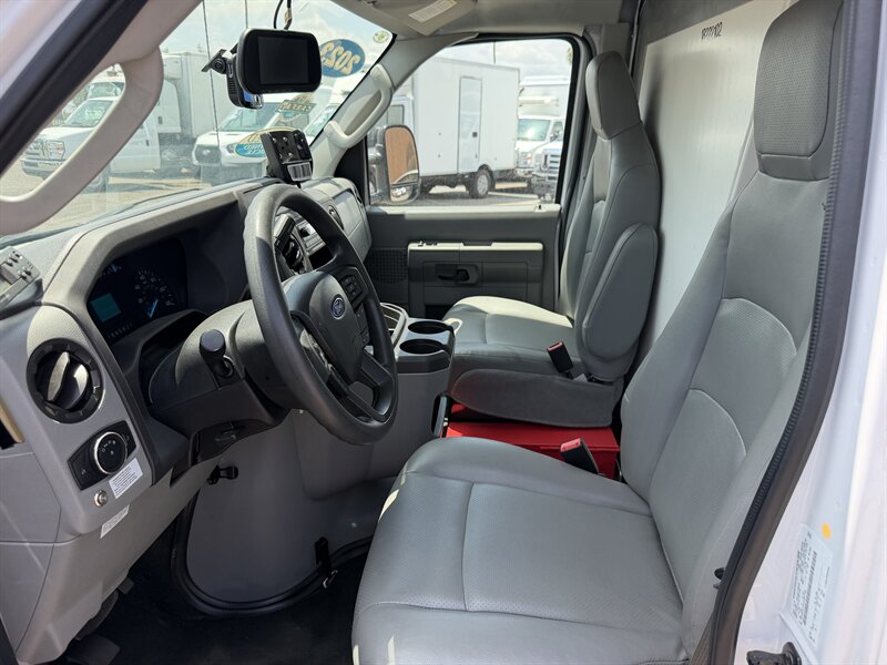 2023 Ford E-350 SD Refrigerated Truck - Photo 14 - Phoenix, AZ 85034