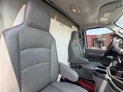 2023 Ford E-350 SD Refrigerated Truck - Photo 18 - Phoenix, AZ 85034