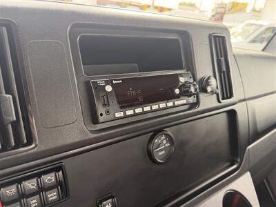 2025 Freightliner M2 106 Flatbed   - Photo 19 - Phoenix, AZ 85034