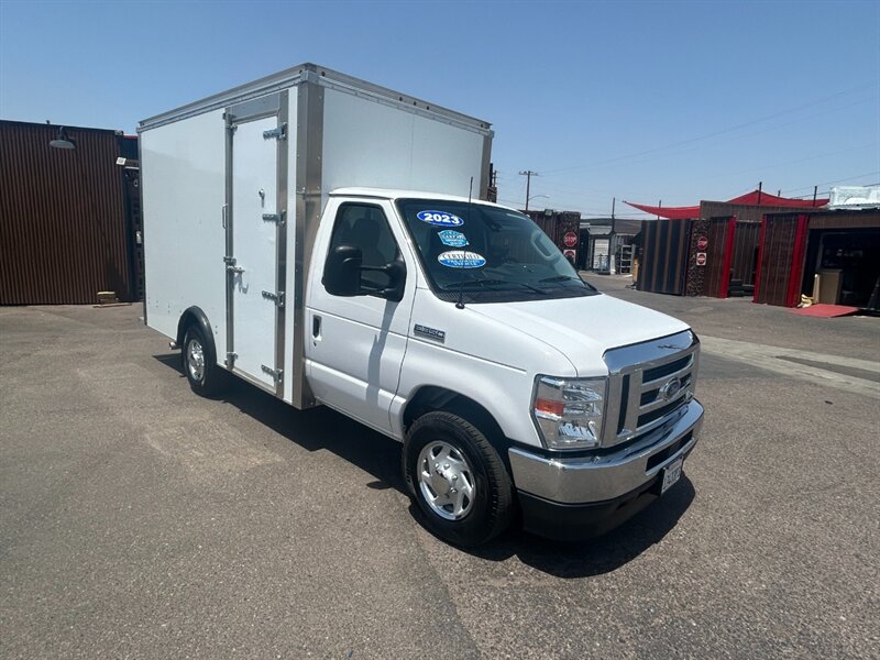 2023 Ford E-350 SD  CUTAWAY BOX TRUCK/CUBE VAN