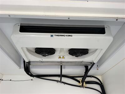 2023 Ford E-350 SD - 12 ft Refrigerated Box Truck - Photo 10 - Phoenix, AZ 85034