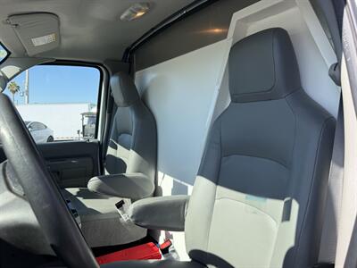 2024 Ford E-350 SD - 12 ft Refrigerated Truck - Photo 14 - Phoenix, AZ 85034