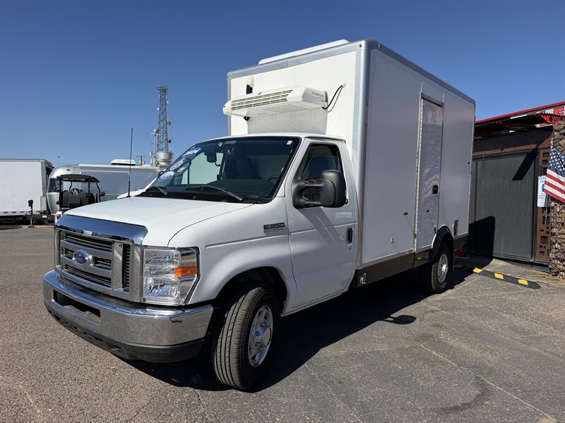 2024 Ford E-350 SD - 12 ft Refrigerated Truck - Photo 7 - Phoenix, AZ 85034