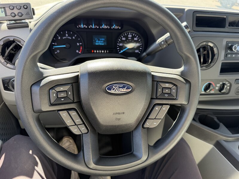 2024 Ford E-350 SD - 12 ft Refrigerated Truck - Photo 17 - Phoenix, AZ 85034
