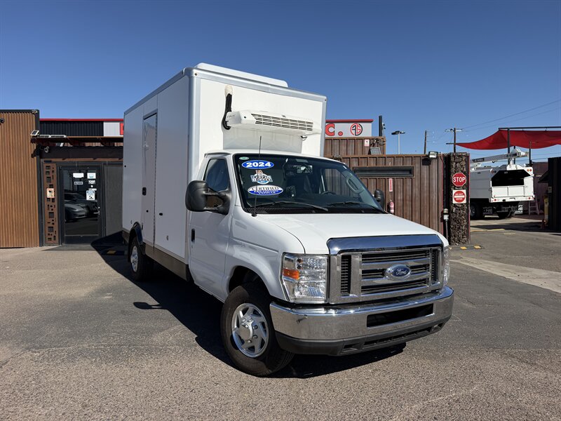 2024 Ford E-350 SD - 12 ft Refrigerated Truck   - Photo 1 - Phoenix, AZ 85034