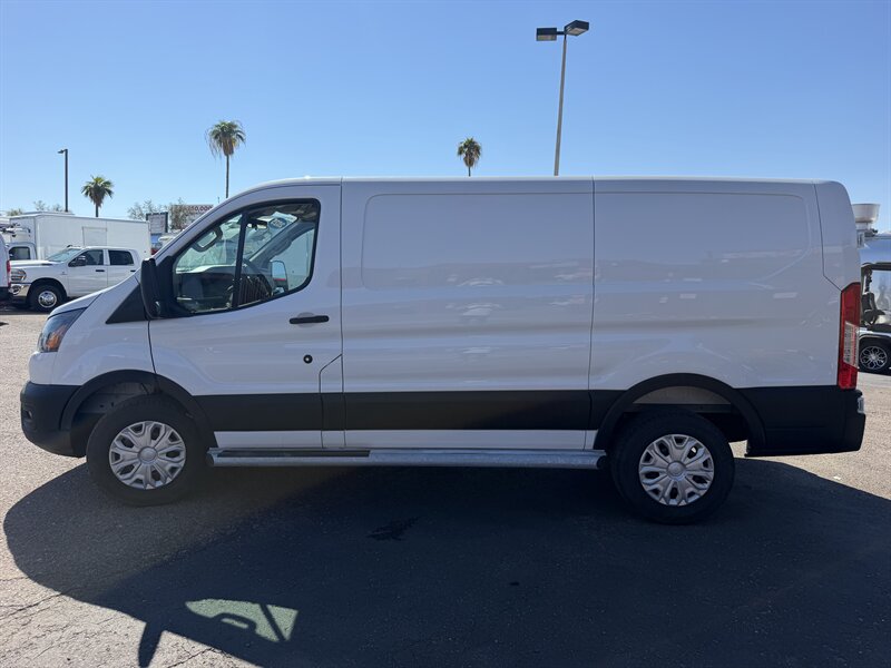 2025 Ford Transit 250 Low Roof Cargo Van - Photo 6 - Phoenix, AZ 85034
