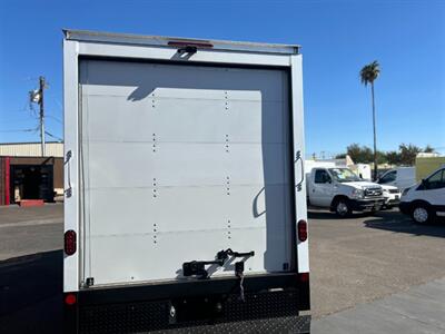 2022 Ford Transit 350 HD 156 in. CUTAWAY BOX TRUCK/CUBE VAN   - Photo 11 - Phoenix, AZ 85034