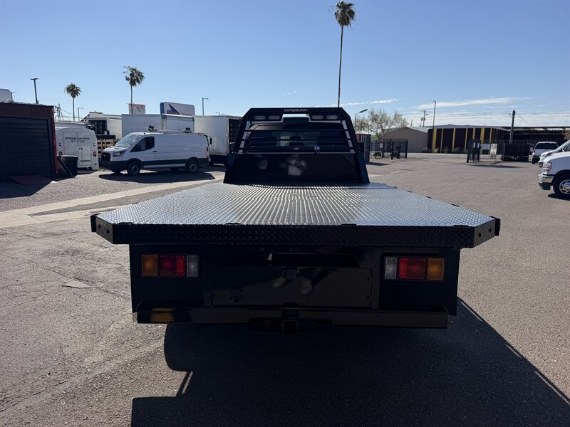 2024 RAM 5500 - 12 Foot Flatbed - Photo 4 - Phoenix, AZ 85034