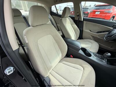 2011 Kia Optima LX - Photo 18 - Garden City, ID 83714