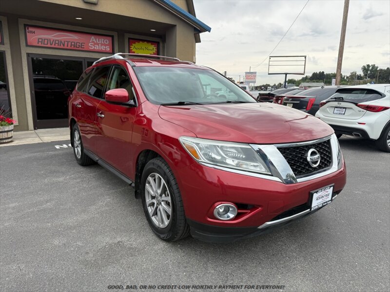 2016 Nissan Pathfinder SV V6   - Photo 1 - Garden City, ID 83714