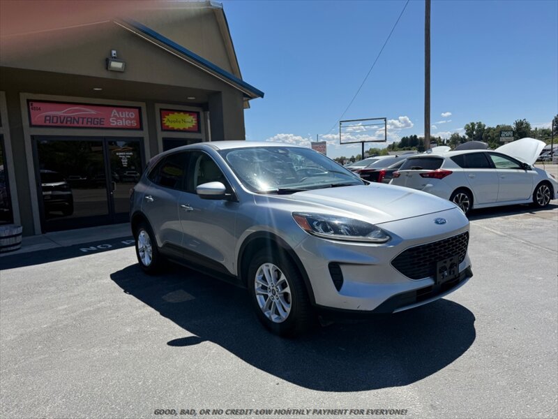 2021 Ford Escape SE  