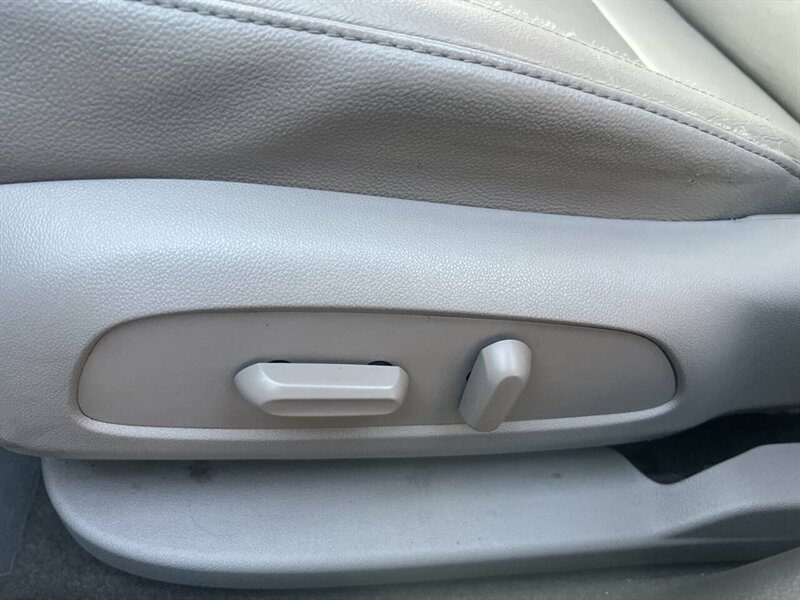 2017 Chevrolet Cruze Premier Auto 4dr Hatchback - Photo 26 - Garden City, ID 83714