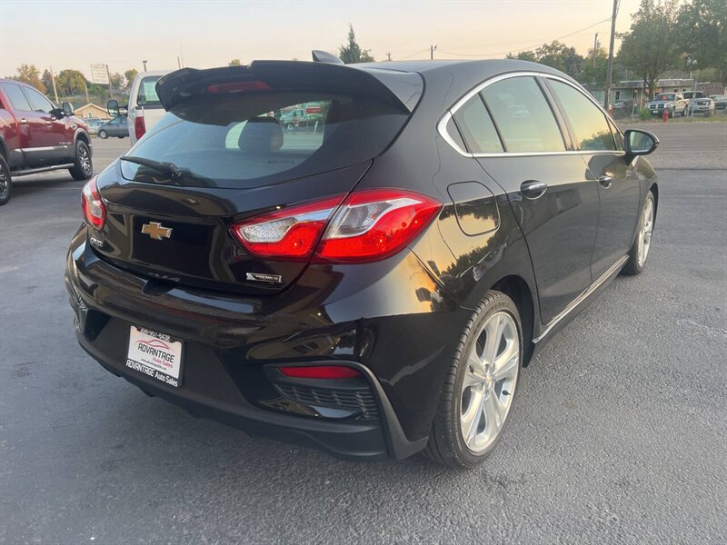 2017 Chevrolet Cruze Premier Auto 4dr Hatchback - Photo 6 - Garden City, ID 83714