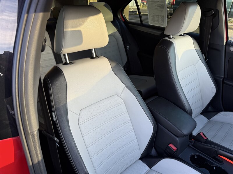 2016 Volkswagen Jetta 1.8T Sport - Photo 18 - Garden City, ID 83714