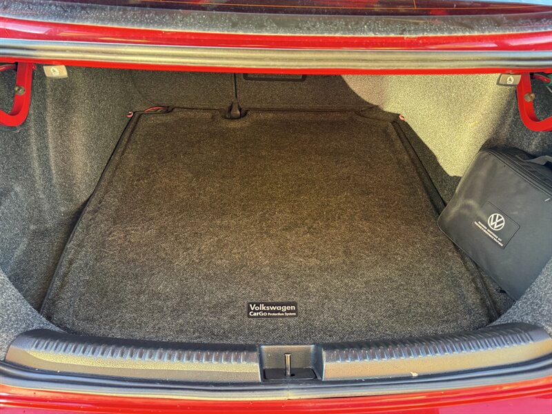 2016 Volkswagen Jetta 1.8T Sport - Photo 15 - Garden City, ID 83714