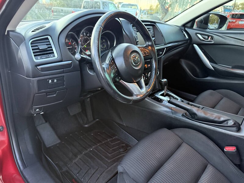 2014 Mazda Mazda6 i Sport 4dr Sedan 6A - Photo 11 - Garden City, ID 83714