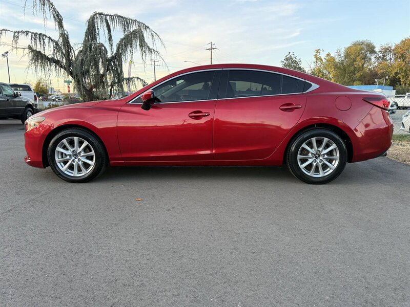 2014 Mazda Mazda6 i Sport 4dr Sedan 6A - Photo 4 - Garden City, ID 83714