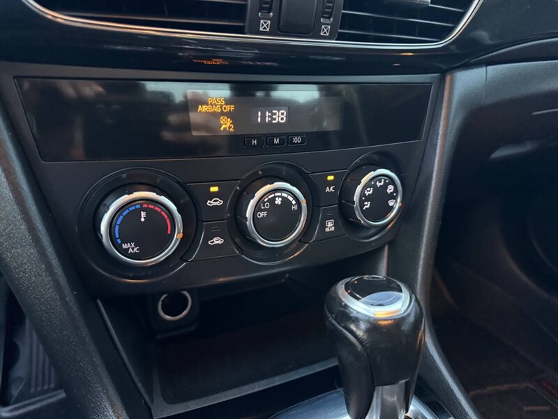 2014 Mazda Mazda6 i Sport 4dr Sedan 6A - Photo 28 - Garden City, ID 83714