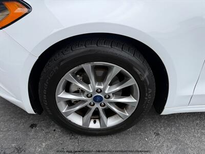 2017 Ford Fusion SE - Photo 19 - Garden City, ID 83714