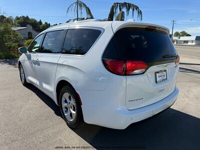 2017 Chrysler Pacifica Touring-L Plus - Photo 5 - Garden City, ID 83714